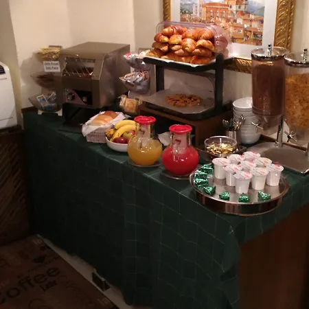 Santa Croce Hotel 2*