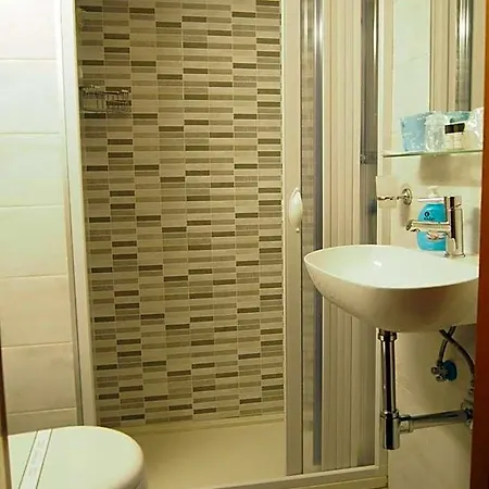 Hotel Santa Croce 2*