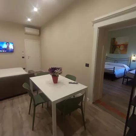 Hotel Santa Croce 2*