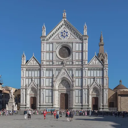 Santa Croce 2*