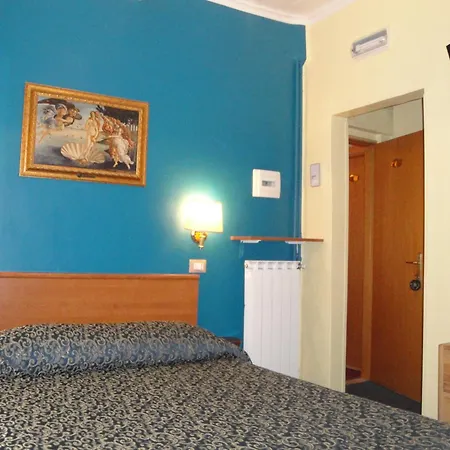 Hotel Santa Croce 2*