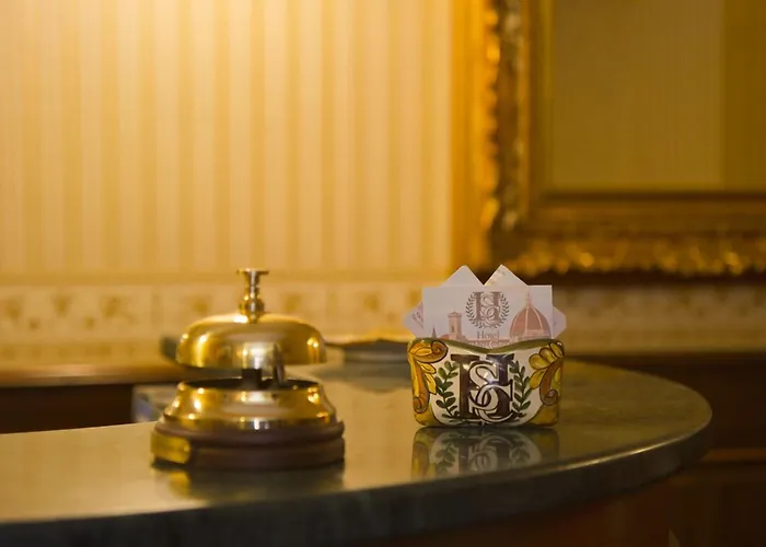 Santa Croce Hotel 2*