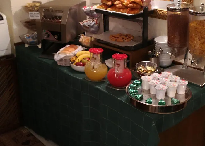 Santa Croce Hotel 2*