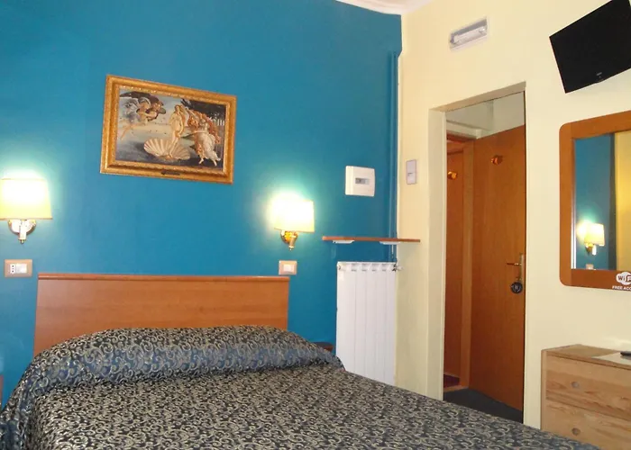 Hotel Santa Croce 2*