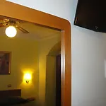 Santa Croce Hotel