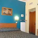 Hotel Santa Croce 2*